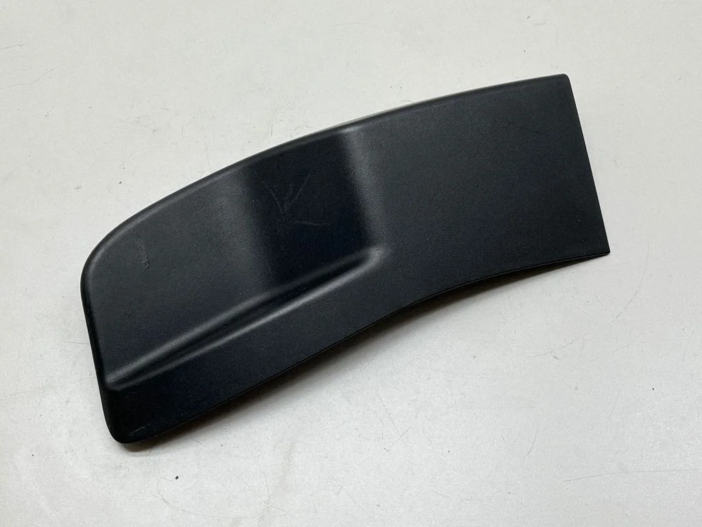 Rear seat rail trim cover 7171157