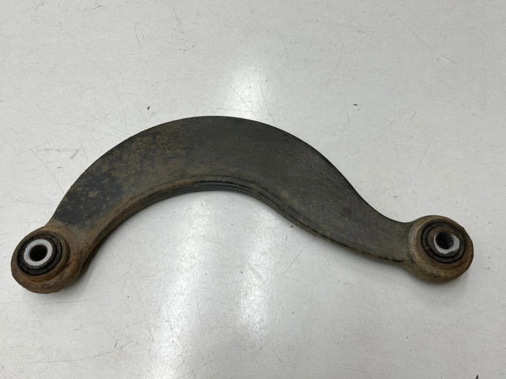 Rear suspension control arm 31317267