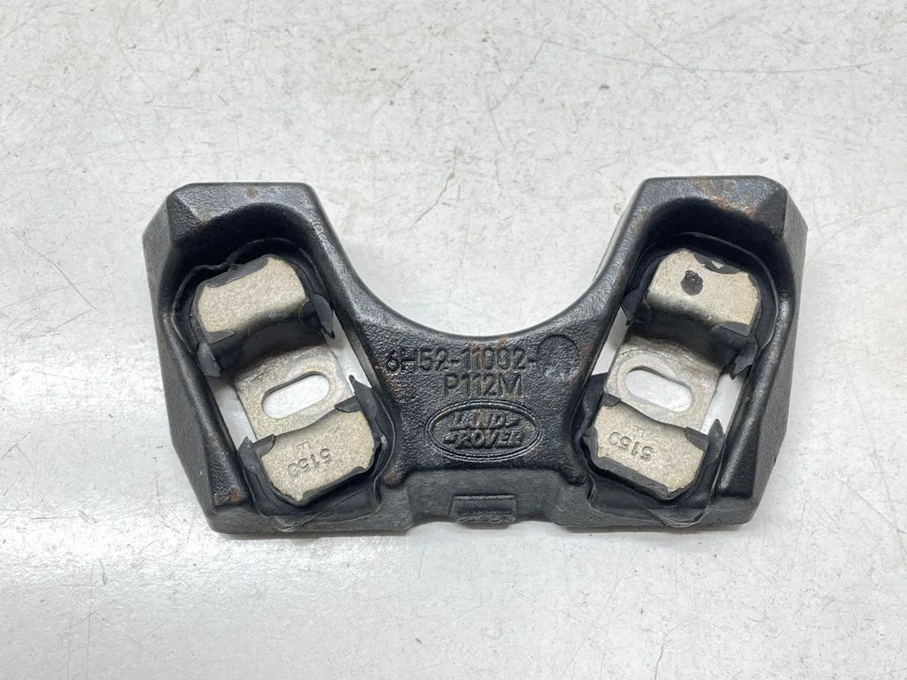 Front shock absorber mounting bracket 6H5211002P112MA