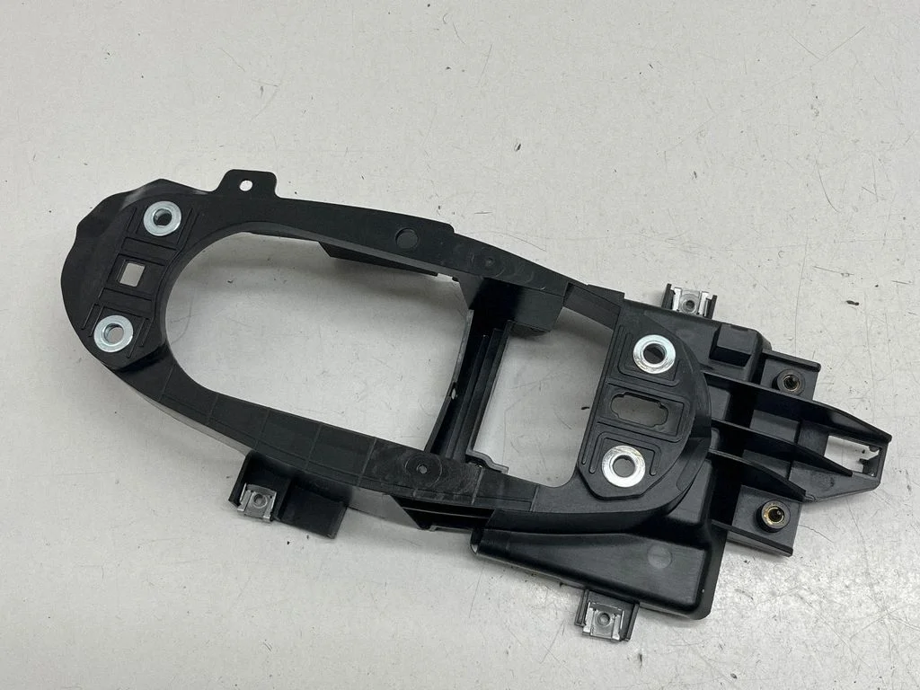 Gear shift cable bracket – Audi A4 Allroad B9 (2016-)