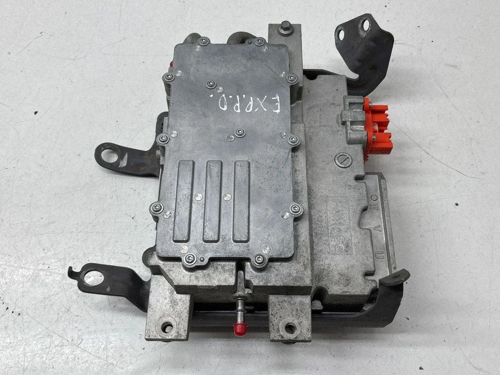 Inverter (pingemuundur) – Ford Explorer VI (2019-)