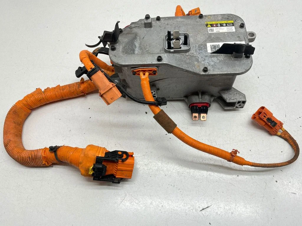 Invertors (sprieguma pārveidotājs) 91958AO010