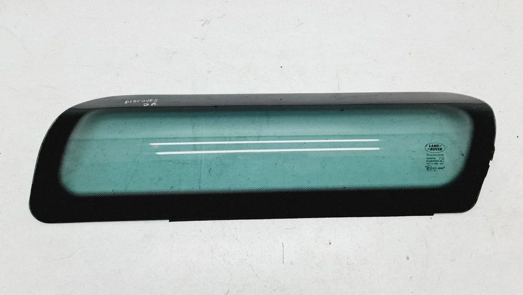 Sunroof glass – Land Rover Discovery (1998-2004)