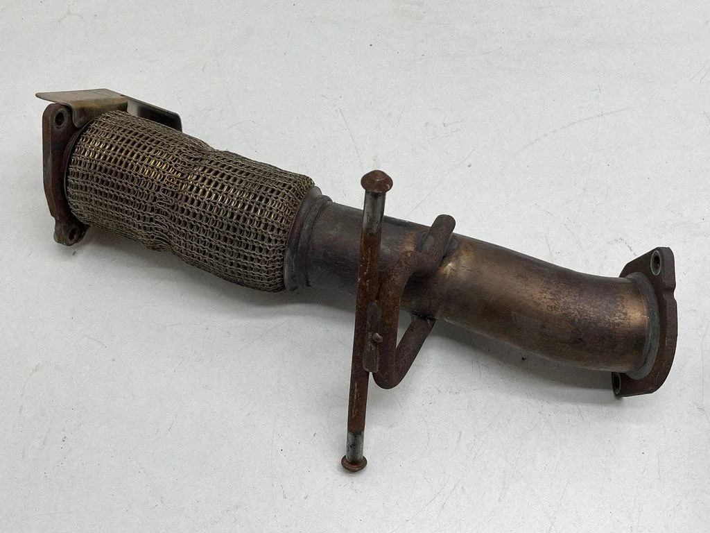Muffler pipe connector clamp 31293868