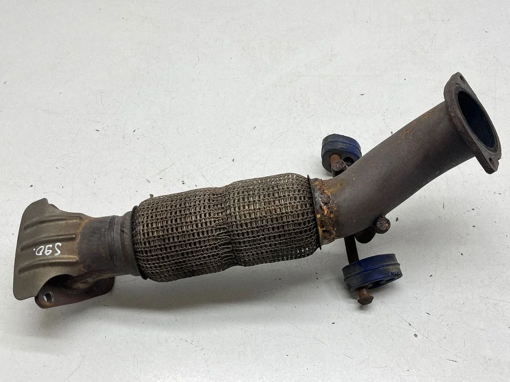 Muffler pipe connector clamp 31293841