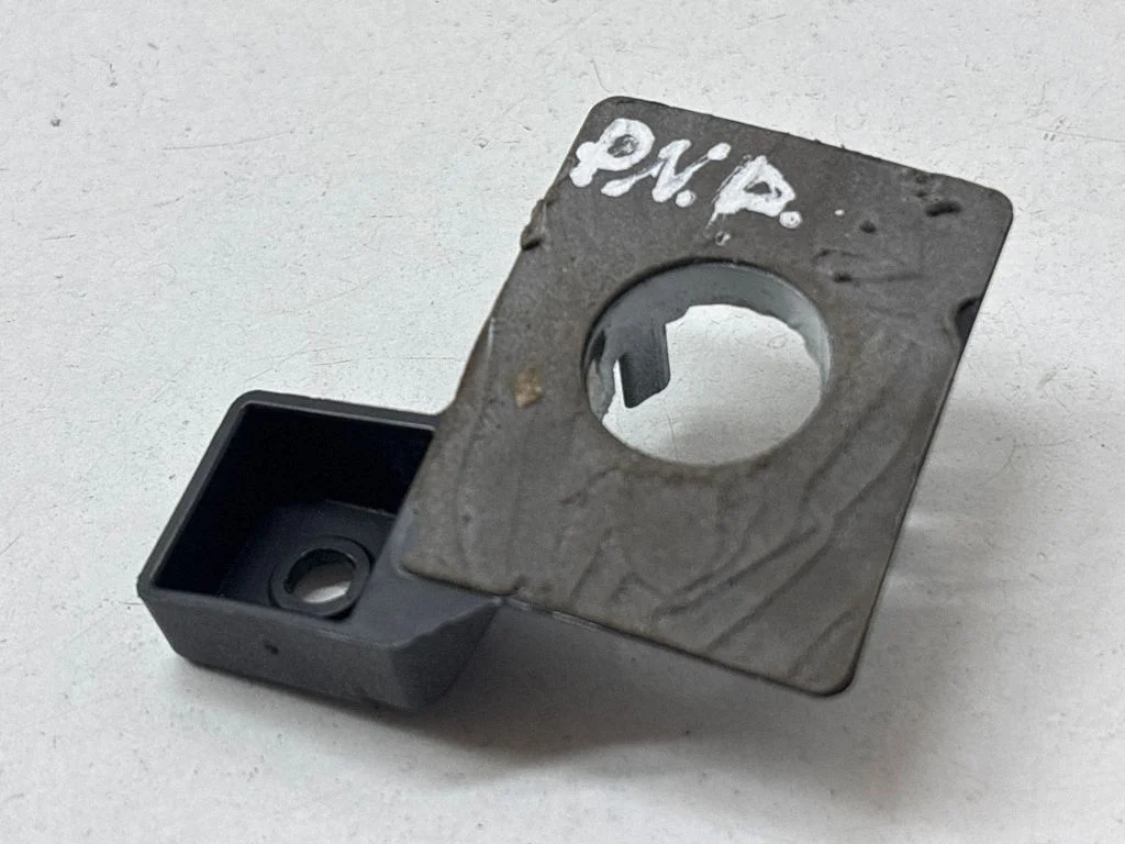 Rear parking sensor holder (PDC) 97050566001