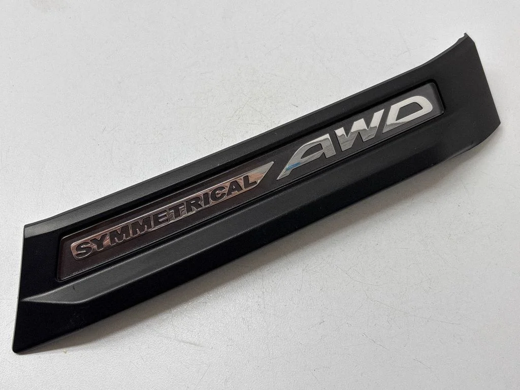 Rear fender molding trim 65280SL000