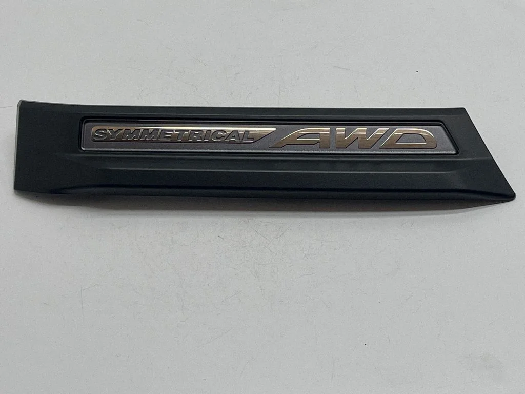 Rear fender molding trim 65280SL010