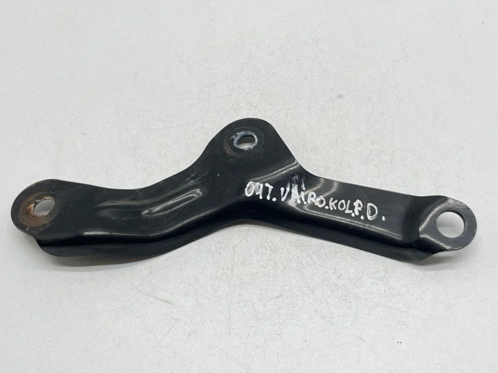 Steering rack mounting bracket – Subaru Outback (BT) (2019-)