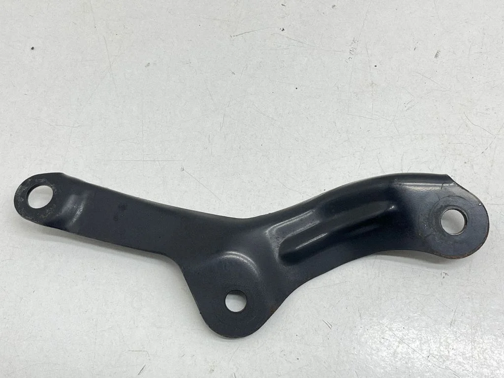 Steering rack mounting bracket – Subaru XV II (2018-)