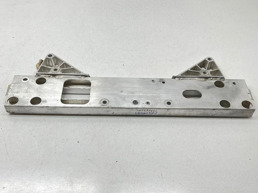 Steering rack mounting bracket – Chrysler Pacifica (2017-)