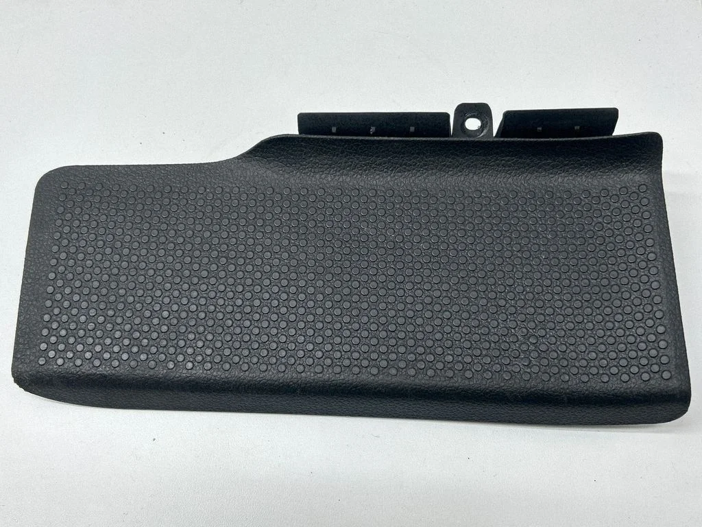 Foot rest pad/dead pedal 5C1864777A