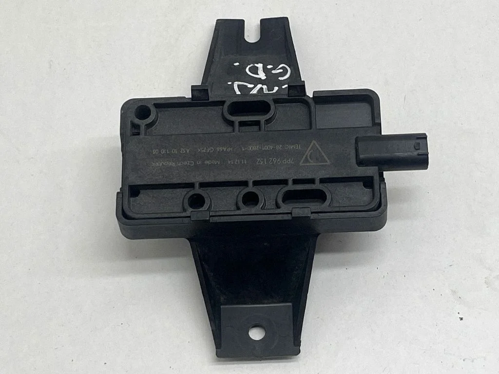 Bezatslēgas sistēmas KESSY (keyless) vadības bloks/modulis 7P5963285