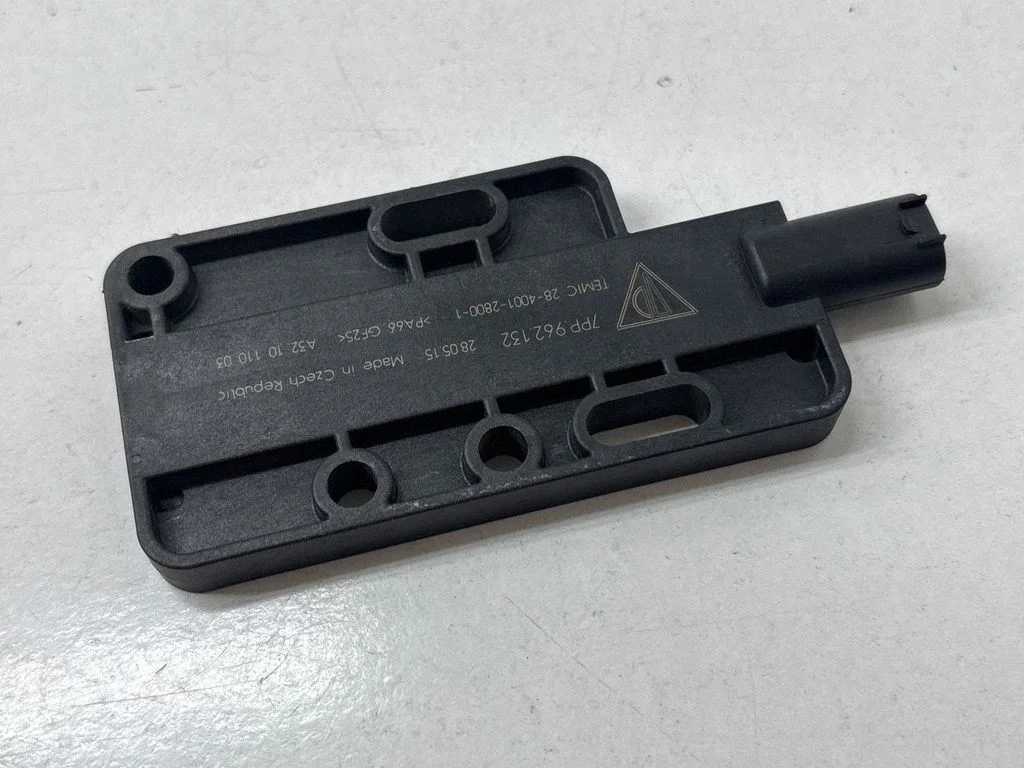 Võtmeta süsteemi KESSY (keyless) juhtplokk/moodul – Porsche Panamera (970) (2009-2017)