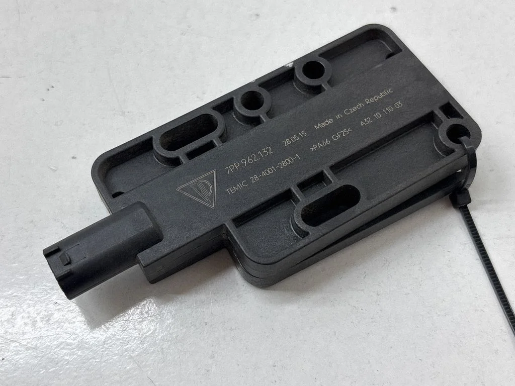 Võtmeta süsteemi KESSY (keyless) juhtplokk/moodul – Porsche Panamera (970) (2009-2017)