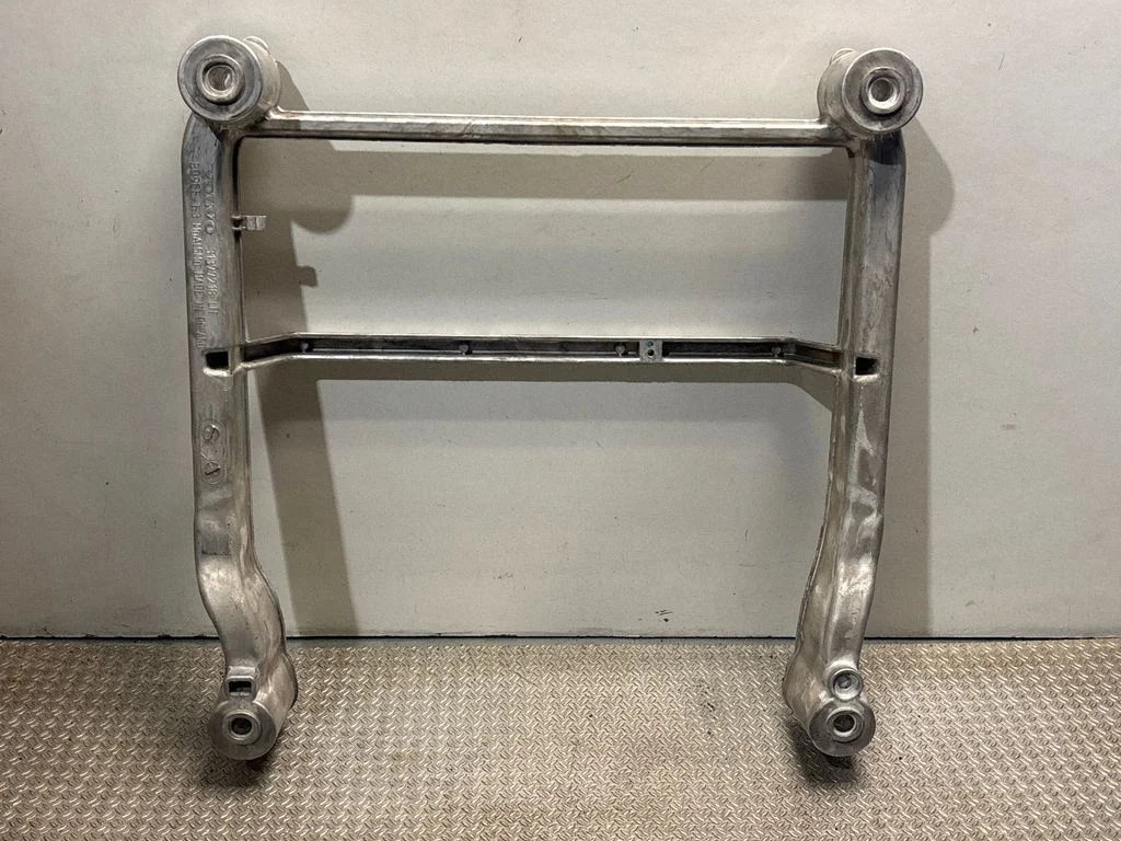 Driver seat console base – Volvo XC90 (2014-)
