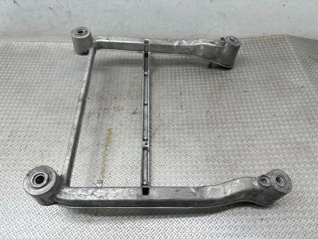Front passenger seat console base 31379532