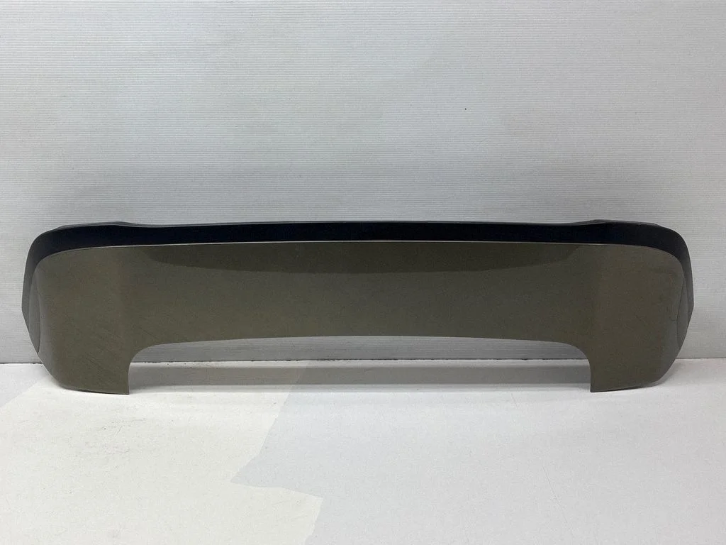 Tagaluugi spoiler 96031AN00A
