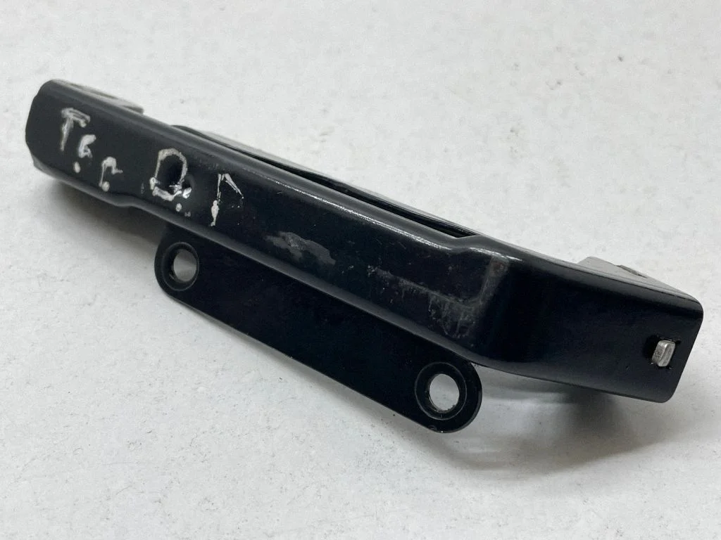Sliding door latching motor – Volkswagen Transporter - Caravelle T5 (2003-2015)