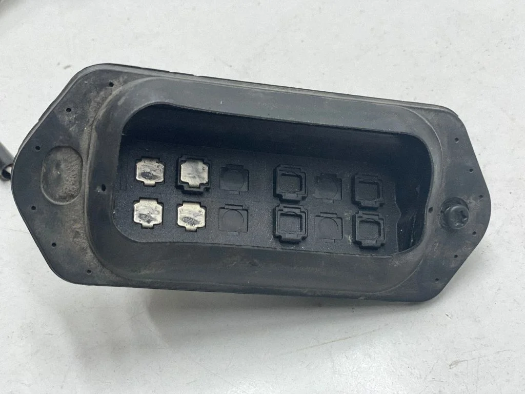 Sliding door latching motor – Renault Kangoo II (2014-2021)
