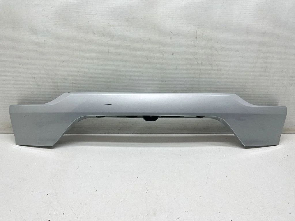 Trunk door license plate light bar PC580018