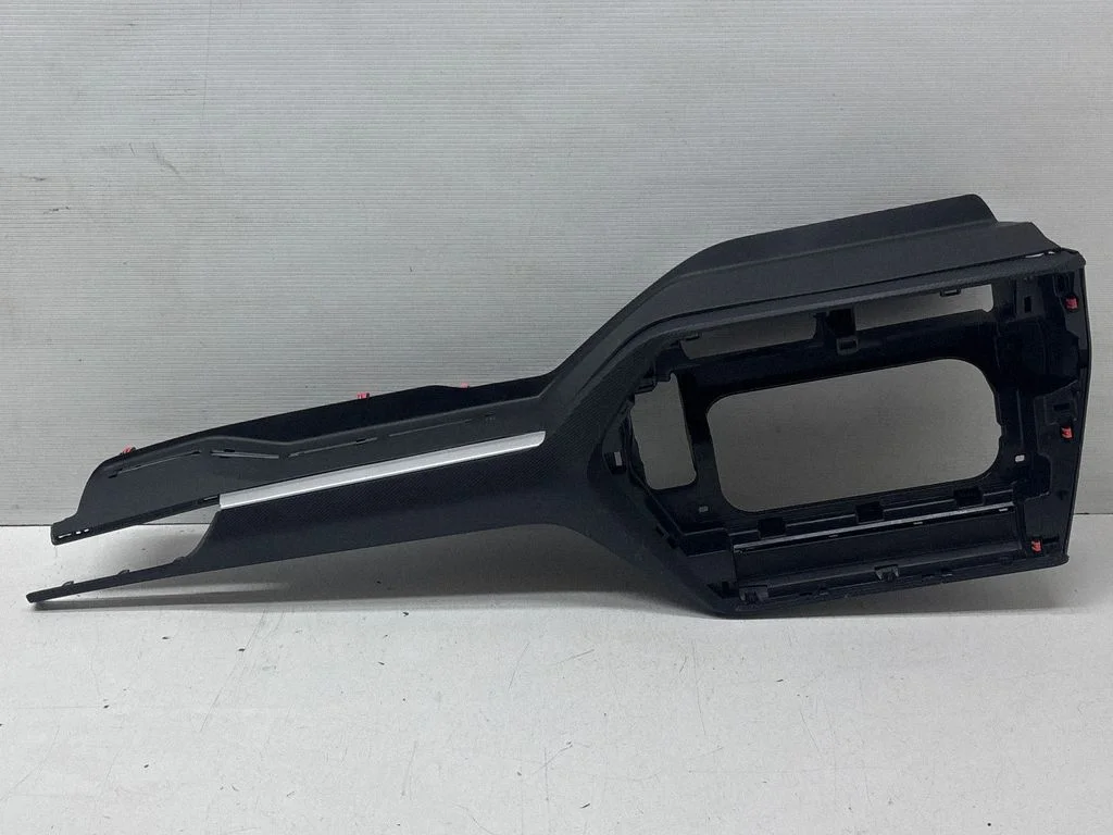 Panel trim 554110E120