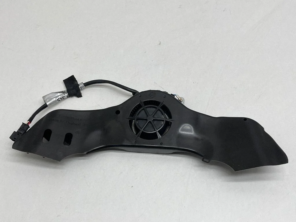 Wentylator fotela 11015844B