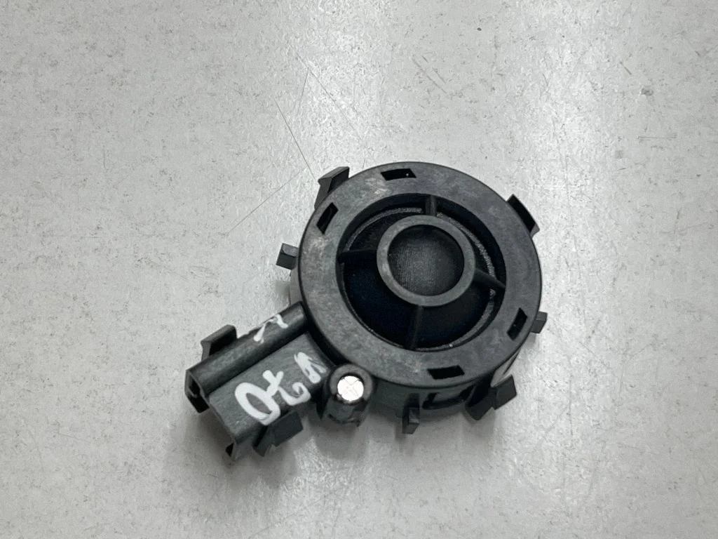 High frequency speaker in the rear doors – Volvo V70 (2014-2016)