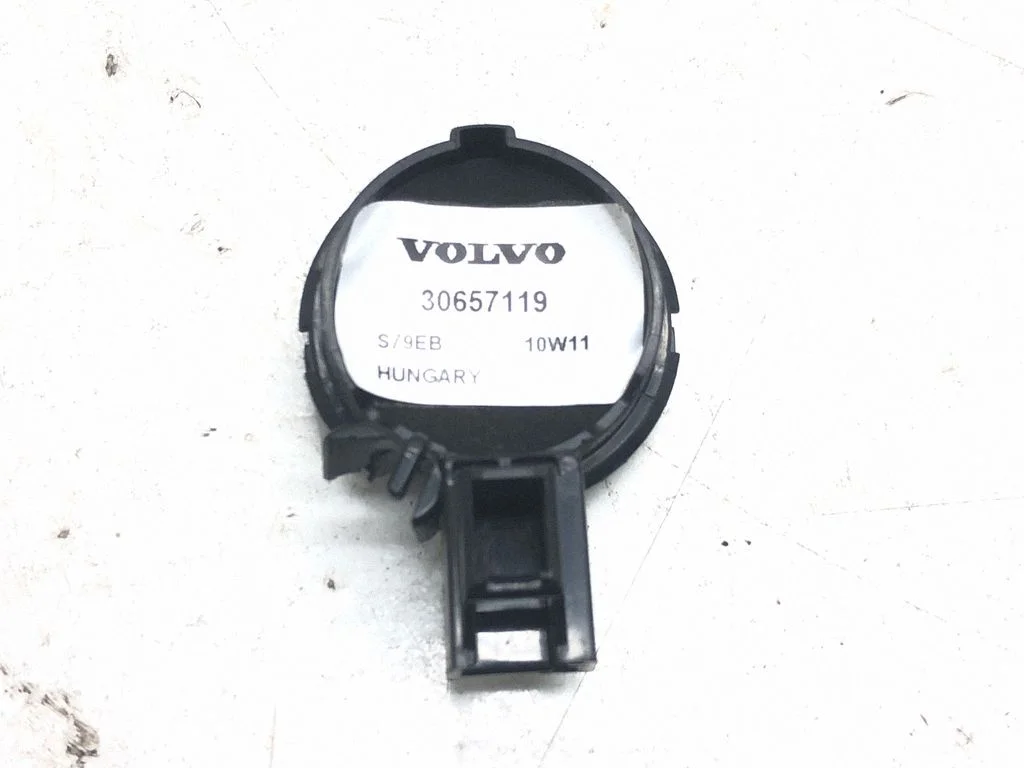 High frequency speaker in the rear doors – Volvo S40 (2008-2012)