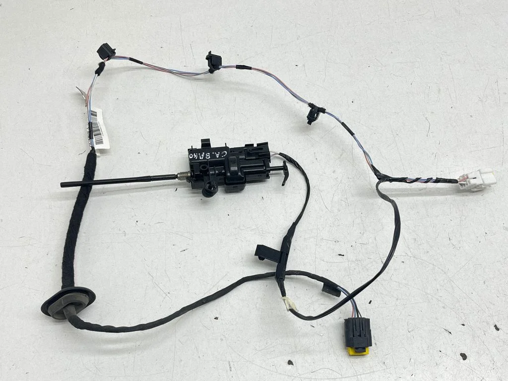 Fuel tank cap lock motor 8200312600 – Renault Captur (2013-2020)