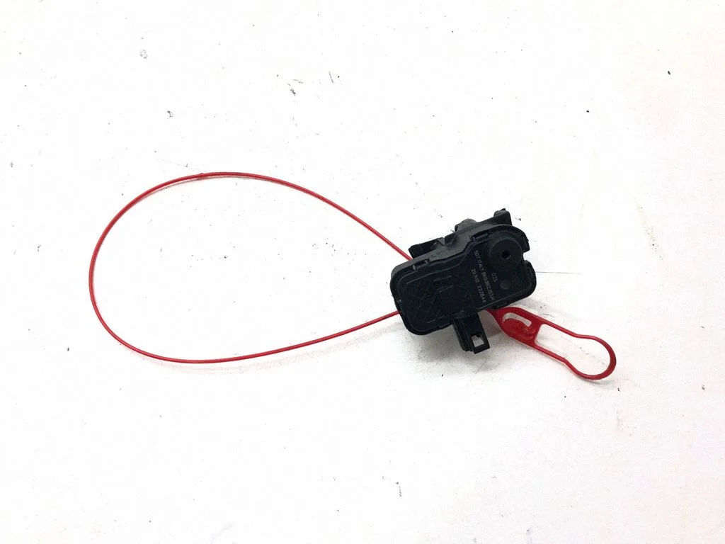 Fuel tank cap lock motor – Audi A5 Sportback 8TA (2009-2016)