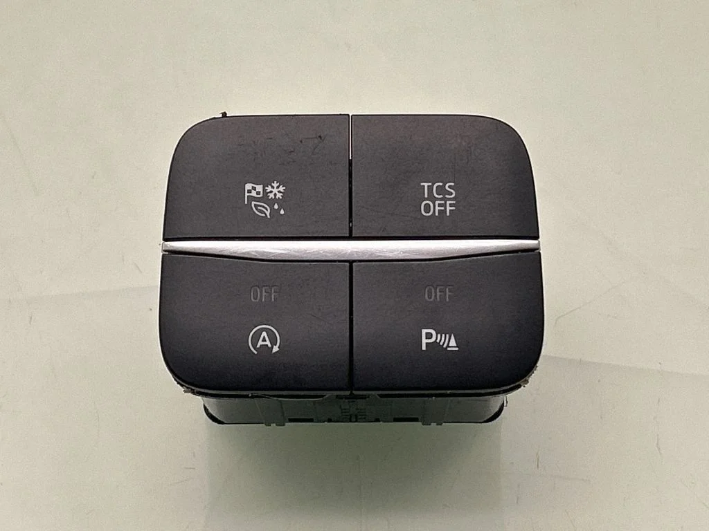 Przełączniki – komplet – Ford Focus (2018-)