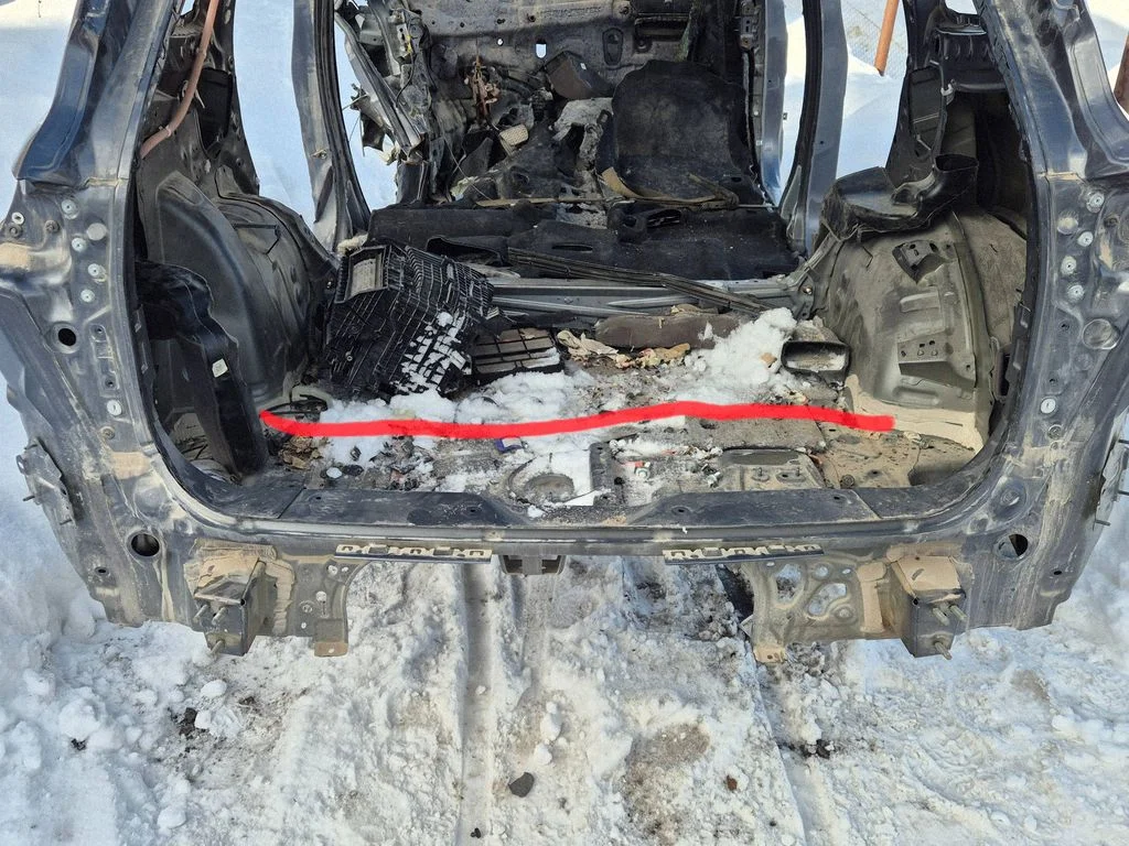 Tagumine kereosa – Toyota Highlander XU70 (2019-)