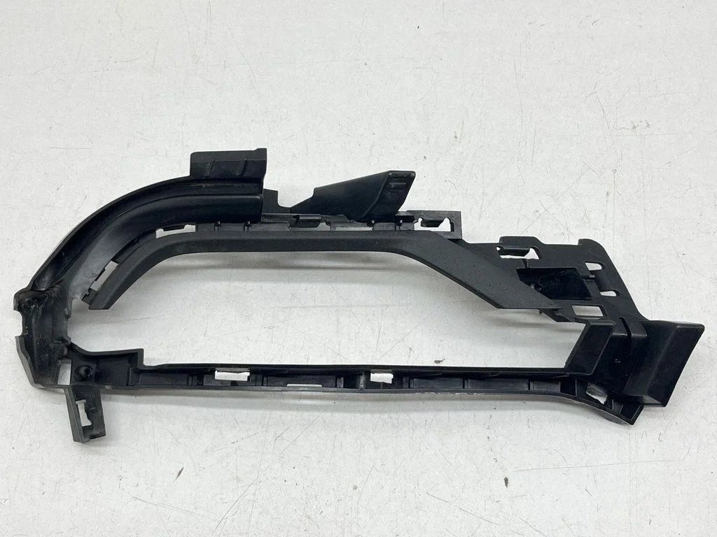 Fog light bracket 31383904