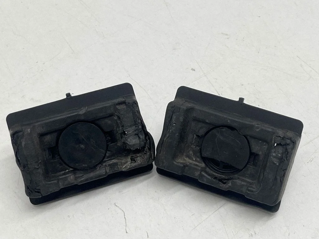 Jacking socket point 97050458501