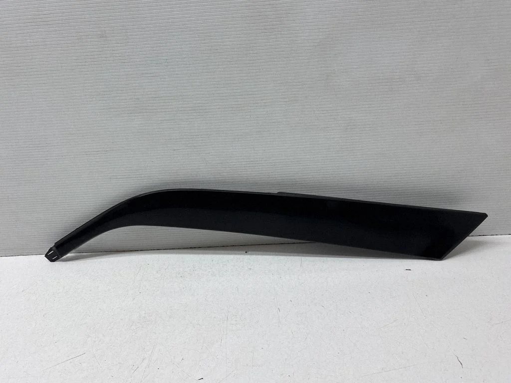 Rear side glass trim 9827008977
