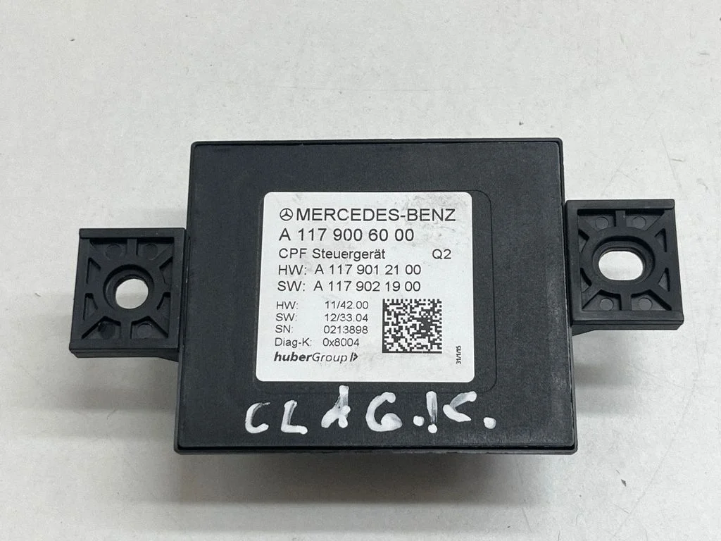Kameras vadības bloks – Mercedes-Benz CLA klase C117 X117 W117 (2013-2019)