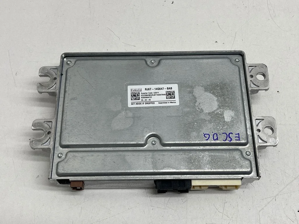 Camera control unit module RJ6T14G647