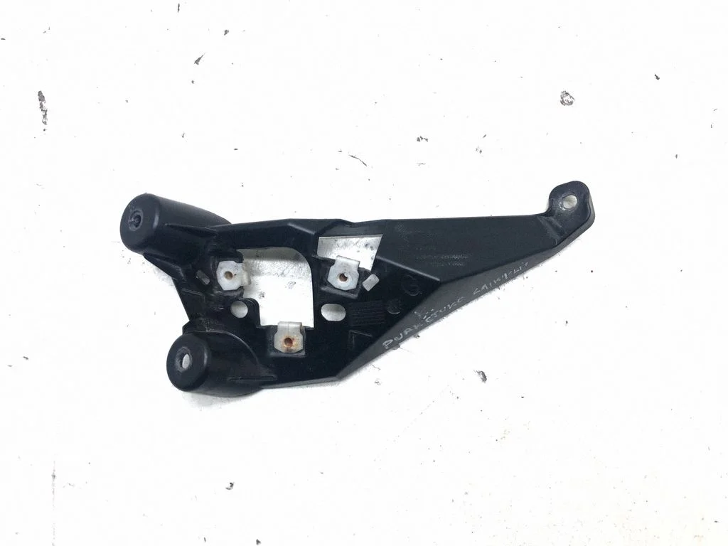 Headlight washer nozzle holder – Citroen Berlingo (2008-2018)