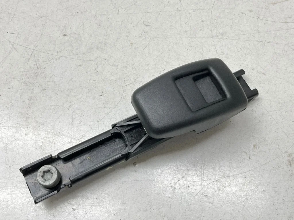 Seat belt height adjuster 9811404680