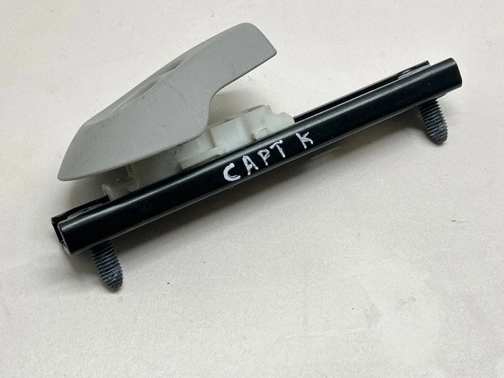 Seat belt height adjuster 878248632R – Renault Captur (2013-2020)