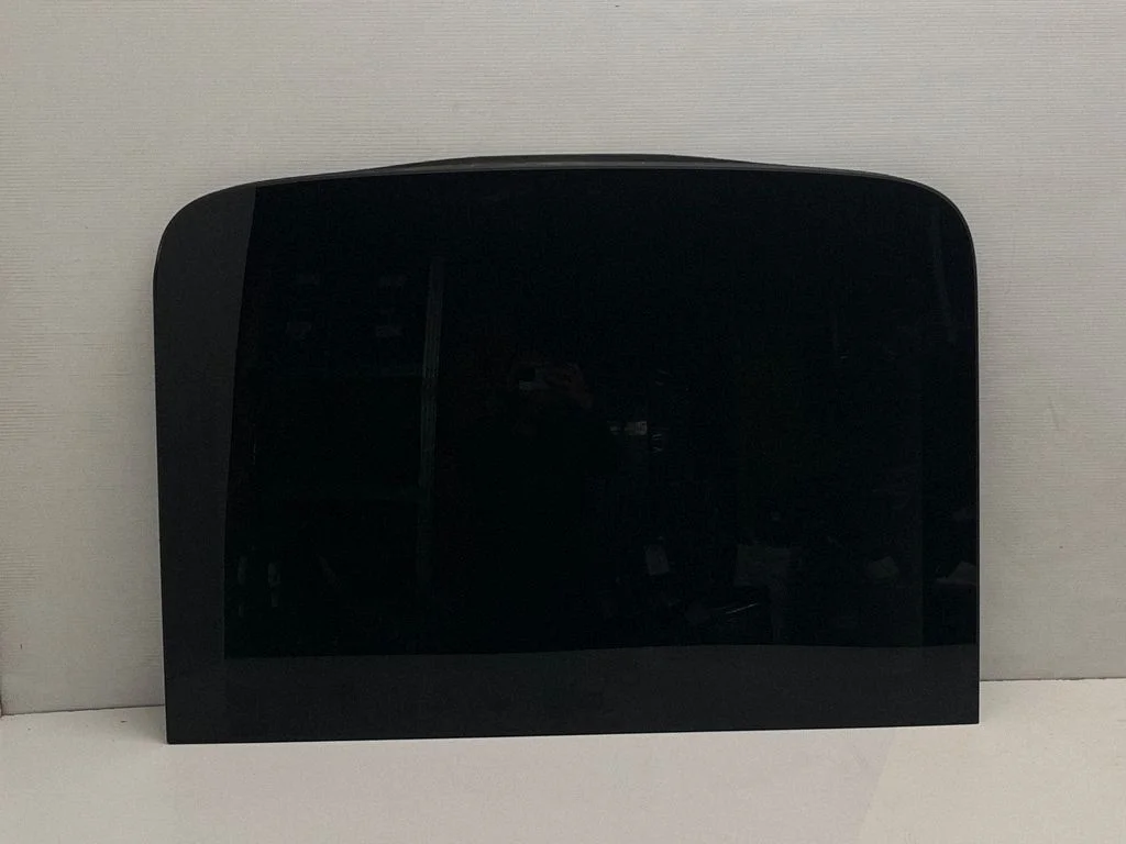 Katuseluugi klaas – Audi RS Q3 (2019-)
