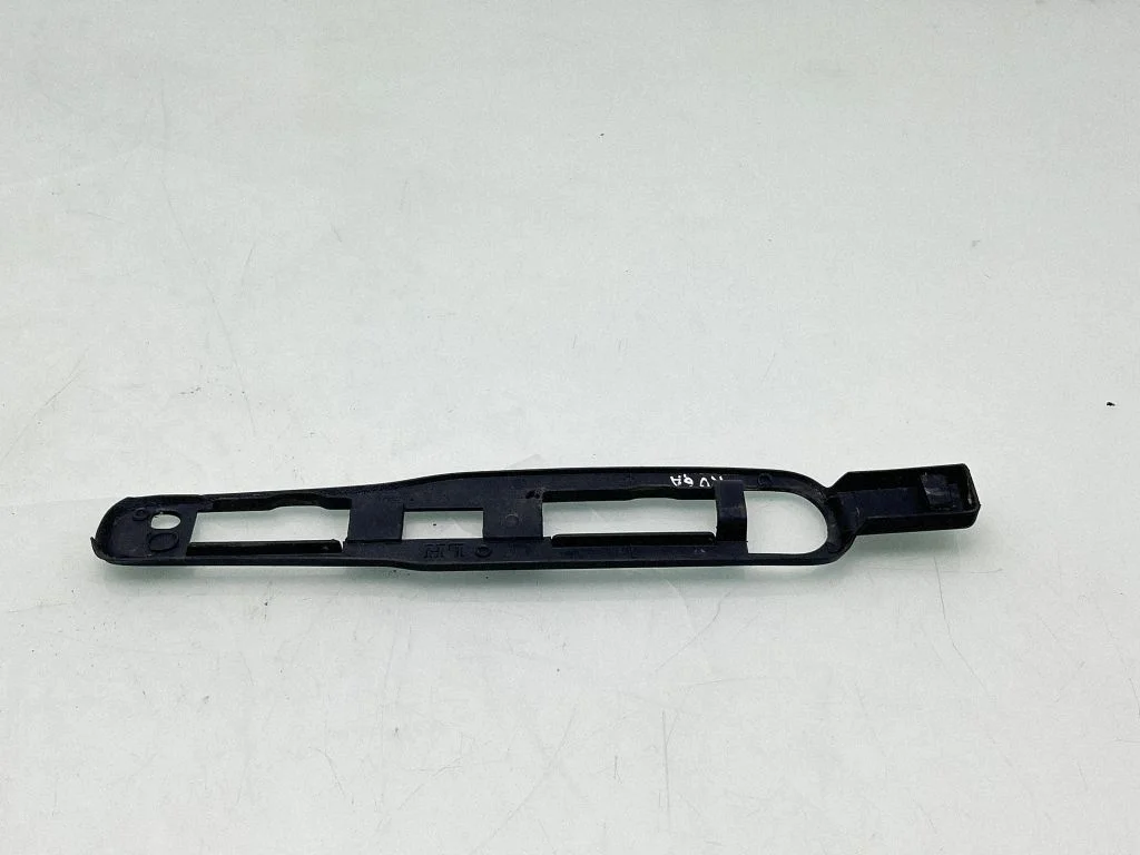 Roof bar rail cover 102J0057