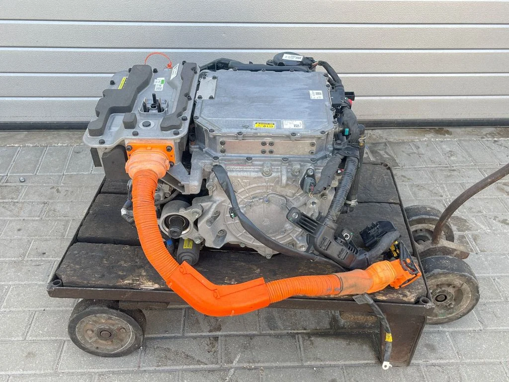Silnik samochodu elektrycznego 083601XFG0