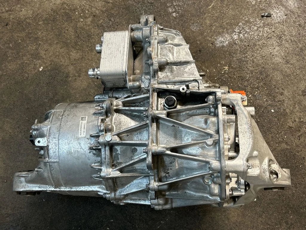Electric car motor 112099000J