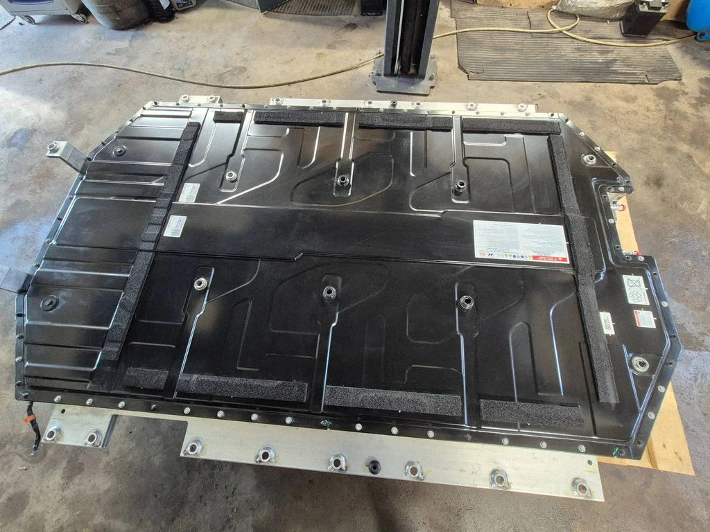 Hibrīda/elektromobiļa akumulatora elements 37501CV701