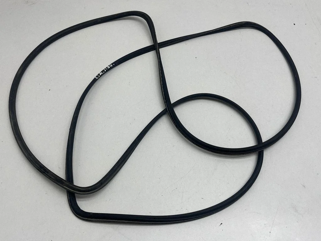 Sunroof sealing rubber – Mercedes-Benz CLA-Class C117 X117 W117 (2013-2019)