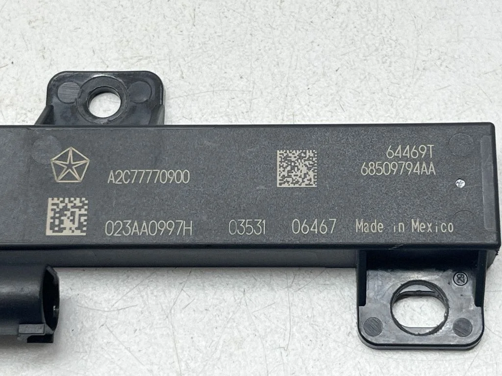 Keyless system antenna 68509794AA