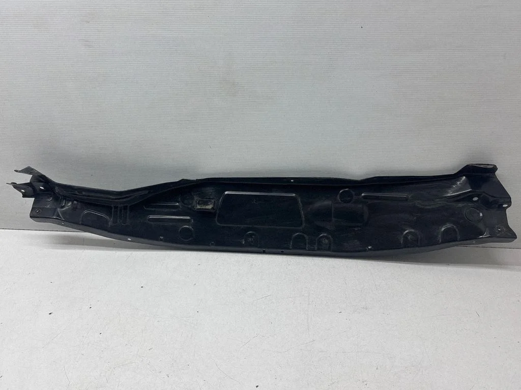 Engine compartment bulkhead – Nissan Qashqai (2010-2014)