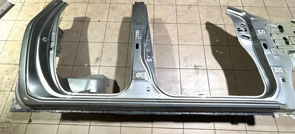 Side car body part – right